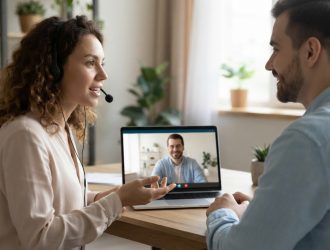 How to Avoid Misunderstandings in Online Communication A Complete Guide to Clear and Effective Conversations